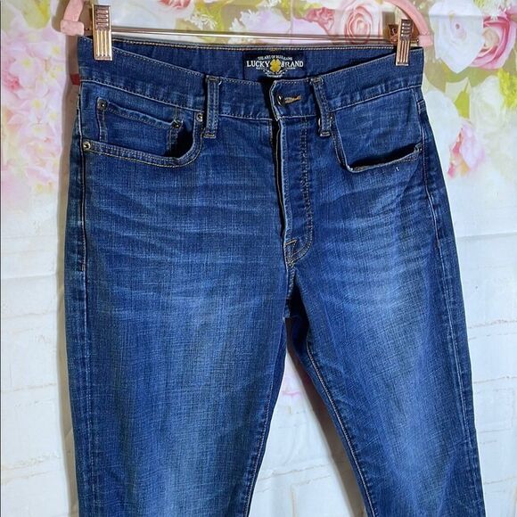 Lucky Brand 121 Heritage Slim Jeans - Picture 2 of 10